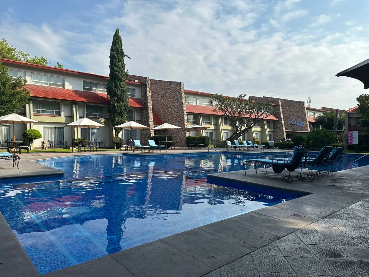 Alberca Hotel Real de Minas Tradicional, Hotel en Santiago de Querétaro