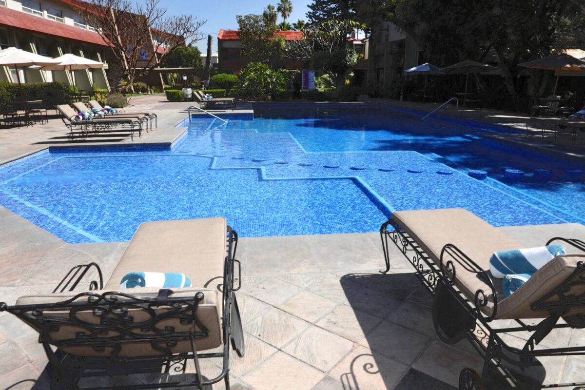 Alberca Hotel Real de Minas Tradicional, Hotel en Santiago de Querétaro