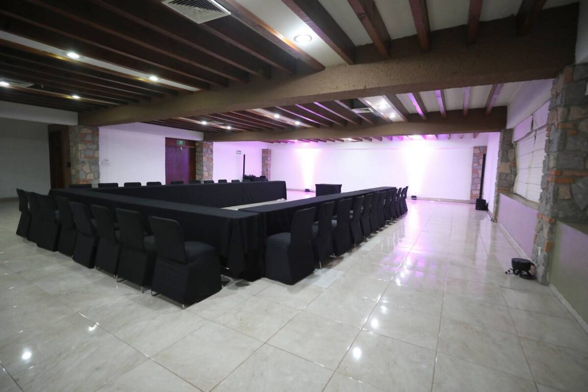 Salones Hotel Real de Minas Tradicional, Hotel en Santiago de Querétaro