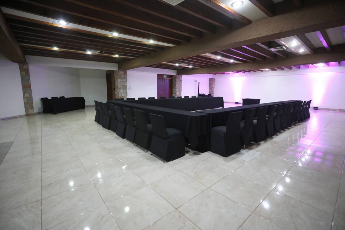 Salones Hotel Real de Minas Tradicional, Hotel en Santiago de Querétaro