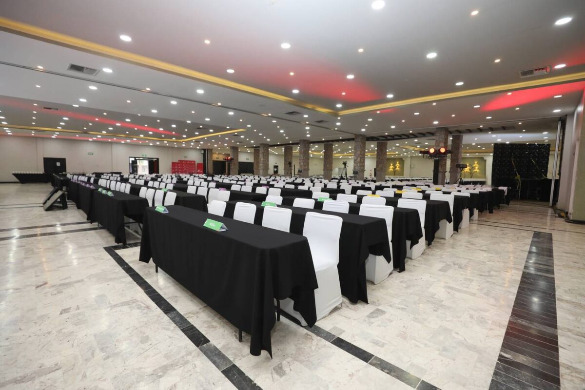 Salones Hotel Real de Minas Tradicional, Hotel en Santiago de Querétaro