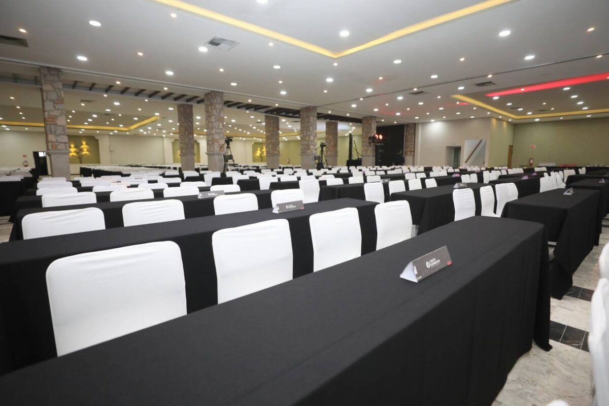 Salones Hotel Real de Minas Tradicional, Hotel en Santiago de Querétaro