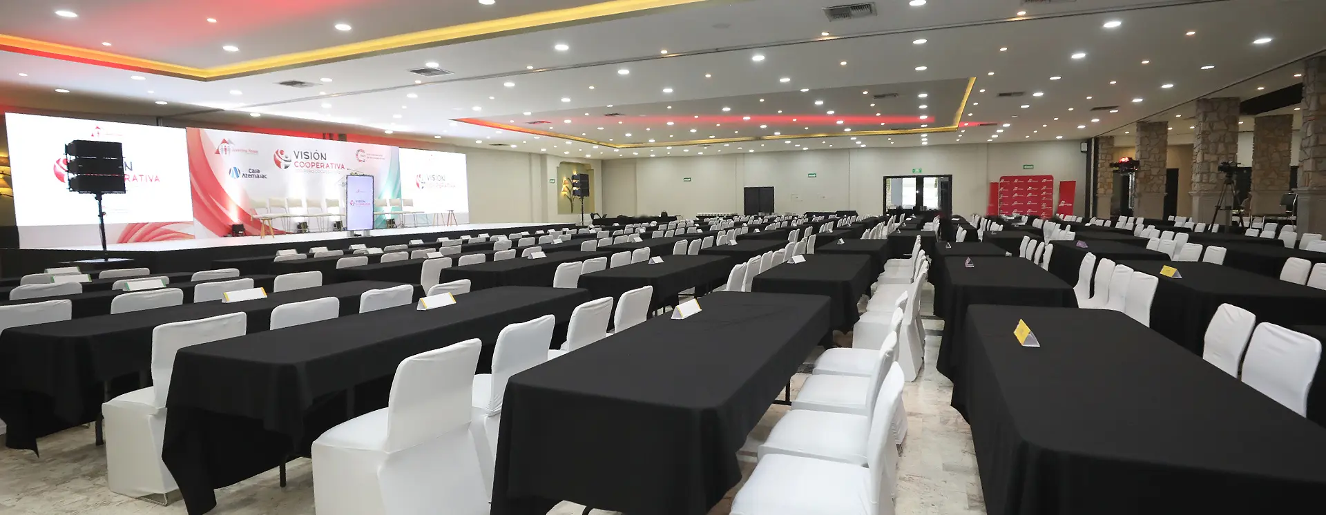 Salones Hotel Real de Minas Tradicional, Hotel en Santiago de Querétaro